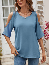Load image into Gallery viewer, Textured Round Neck Split Sleeve Top