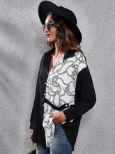 Load image into Gallery viewer, Contrast Button Up Long Sleeve Shirt