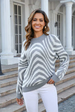 Load image into Gallery viewer, Printed Round Neck Long Sleeve Pullover Sweater
