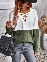 Load image into Gallery viewer, Two-Tone Crisscross Detail Sweatshirt