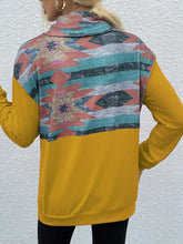 Load image into Gallery viewer, Geometric Drawstring Long-Sleeve Sweatshirt