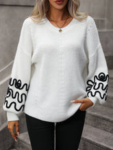 Load image into Gallery viewer, Contrast Drop Shoulder Round Neck Sweater