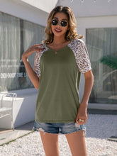 Load image into Gallery viewer, Leopard Round Neck Short Sleeve T-Shirt