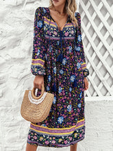 Load image into Gallery viewer, Tassel Tied Printed Long Sleeve Dress