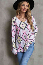 Load image into Gallery viewer, Geometric V-Neck Long Sleeve T-Shirt