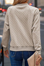 Load image into Gallery viewer, Texture Round Neck Long Sleeve Sweatshirt