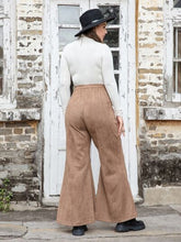 Load image into Gallery viewer, Plus Size Pocketed Flare Pants