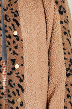 Load image into Gallery viewer, Leopard Snap Down Collared Neck Jacket