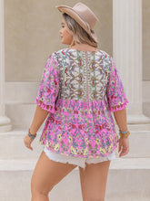 Load image into Gallery viewer, Plus Size Printed V-Neck Half Sleeve Blouse