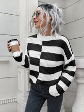 Load image into Gallery viewer, Two-Tone Dropped Shoulder Sweater