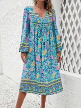 Load image into Gallery viewer, Tassel Tied Printed Long Sleeve Dress