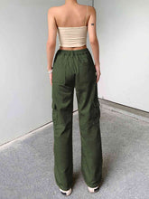 Load image into Gallery viewer, Straight Jeans with Pockets