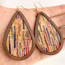 Load image into Gallery viewer, Teardrop Drop Earrings
