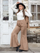 Load image into Gallery viewer, Plus Size Pocketed Flare Pants