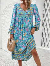 Load image into Gallery viewer, Tassel Tied Printed Long Sleeve Dress