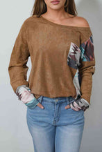 Load image into Gallery viewer, Geometric Drop Shoulder T-Shirt with Pocket