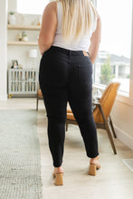 Load image into Gallery viewer, Edith Mid Rise Classic Slim Jeans in Black