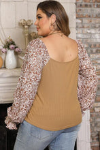 Load image into Gallery viewer, Plus Size Floral Square Neck Flounce Sleeve Blouse