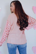Load image into Gallery viewer, Leopard Exposed Seam Blouse