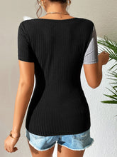 Load image into Gallery viewer, Contrast Cutout Short Sleeve T-Shirt