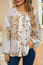 Load image into Gallery viewer, Printed Button Up Long Sleeve Shirt