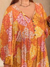 Load image into Gallery viewer, Plus Size Floral Tie Neck Balloon Sleeve Romper
