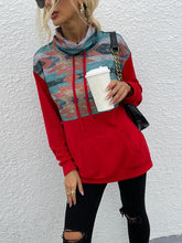 Load image into Gallery viewer, Geometric Drawstring Long-Sleeve Sweatshirt