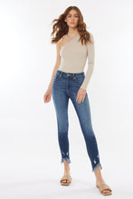 Load image into Gallery viewer, Kancan Raw Hem High Waist Cropped Jeans