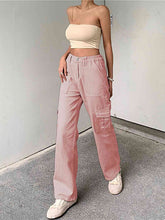 Load image into Gallery viewer, Straight Jeans with Pockets