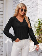 Load image into Gallery viewer, Applique V-Neck Flounce Sleeve T-Shirt