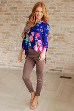 Load image into Gallery viewer, Lizzy Top in Royal Floral