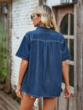 Load image into Gallery viewer, Pocketed Button Up Short Sleeve Denim Shirt