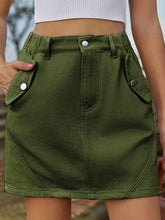 Load image into Gallery viewer, Pocketed Buttoned Mini Denim Skirt